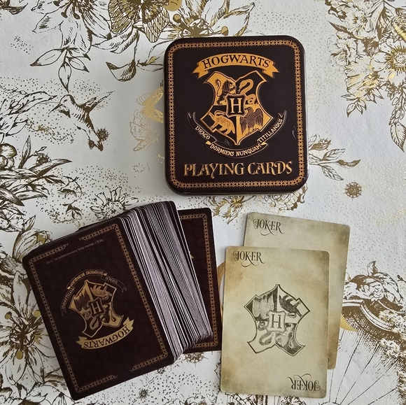 Harry Potter Hogwarts Playing Cards 54 Wizarding World - Picture 2 of 3